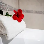 דירה Pool And Garden Village-near *