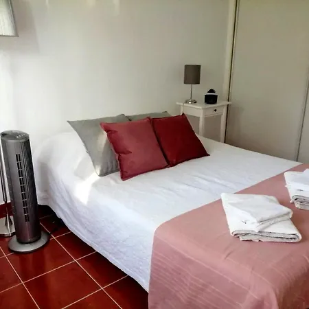 Pool And Garden Village-near Apartament Albufeira