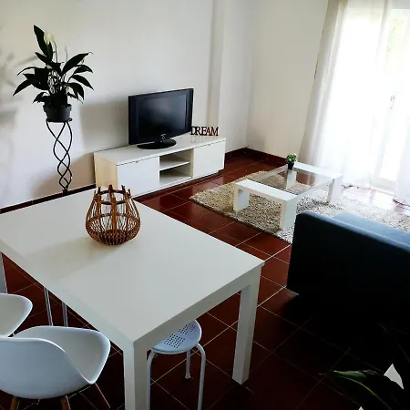 Pool And Garden Village-near Apartamento *
