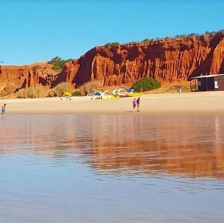 Pool And Garden Village-near Appartamento